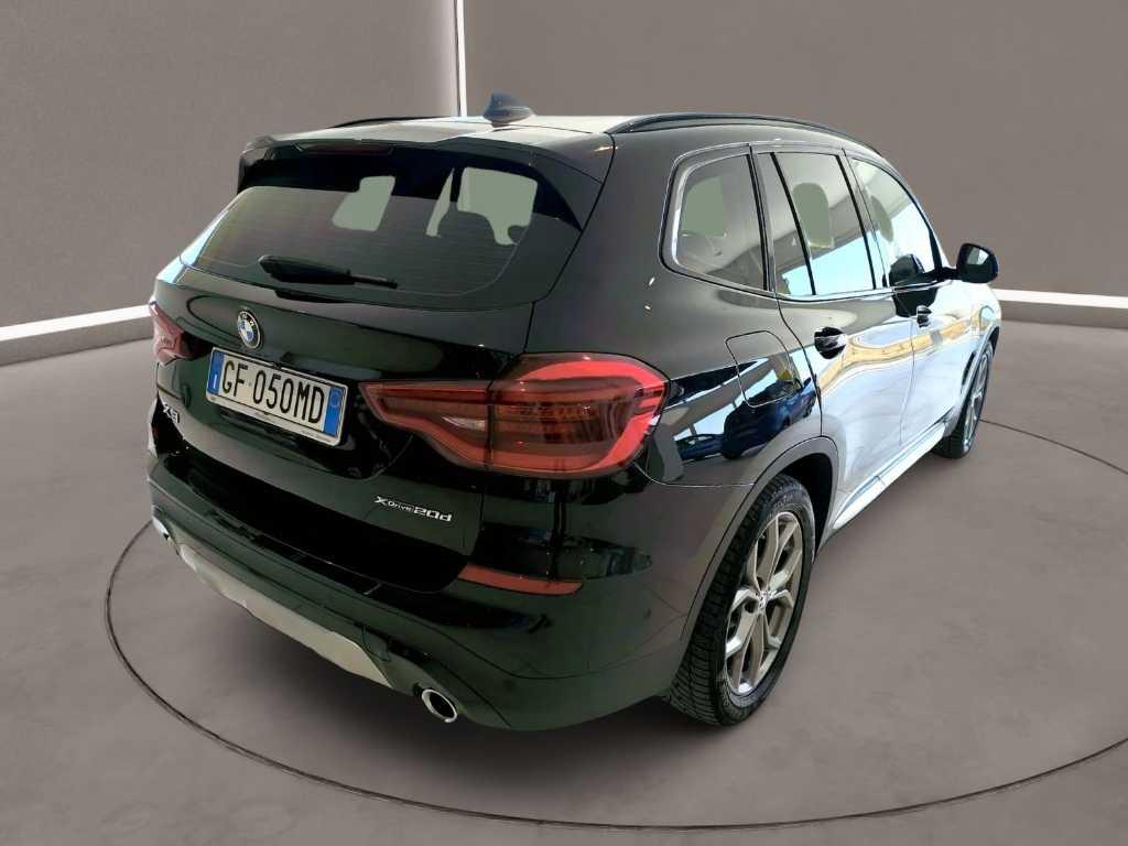 BMW X3 xdrive20d mhev 48V xLine auto
