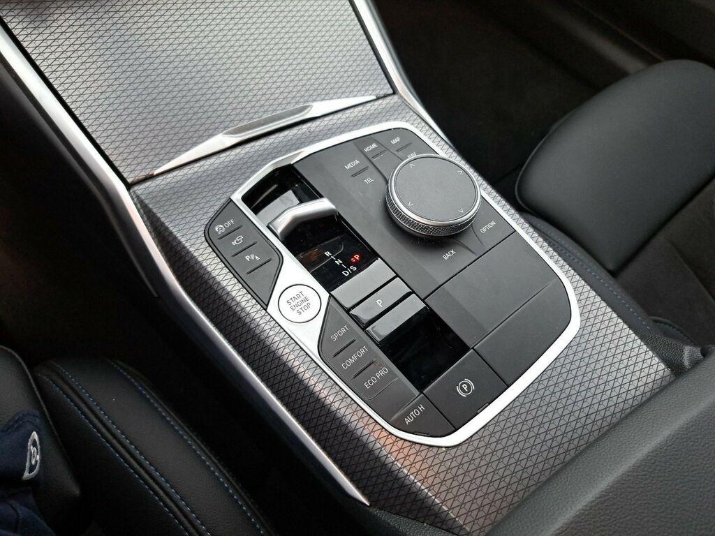 BMW Serie 3 320d Touring mhev 48V Msport xdrive auto