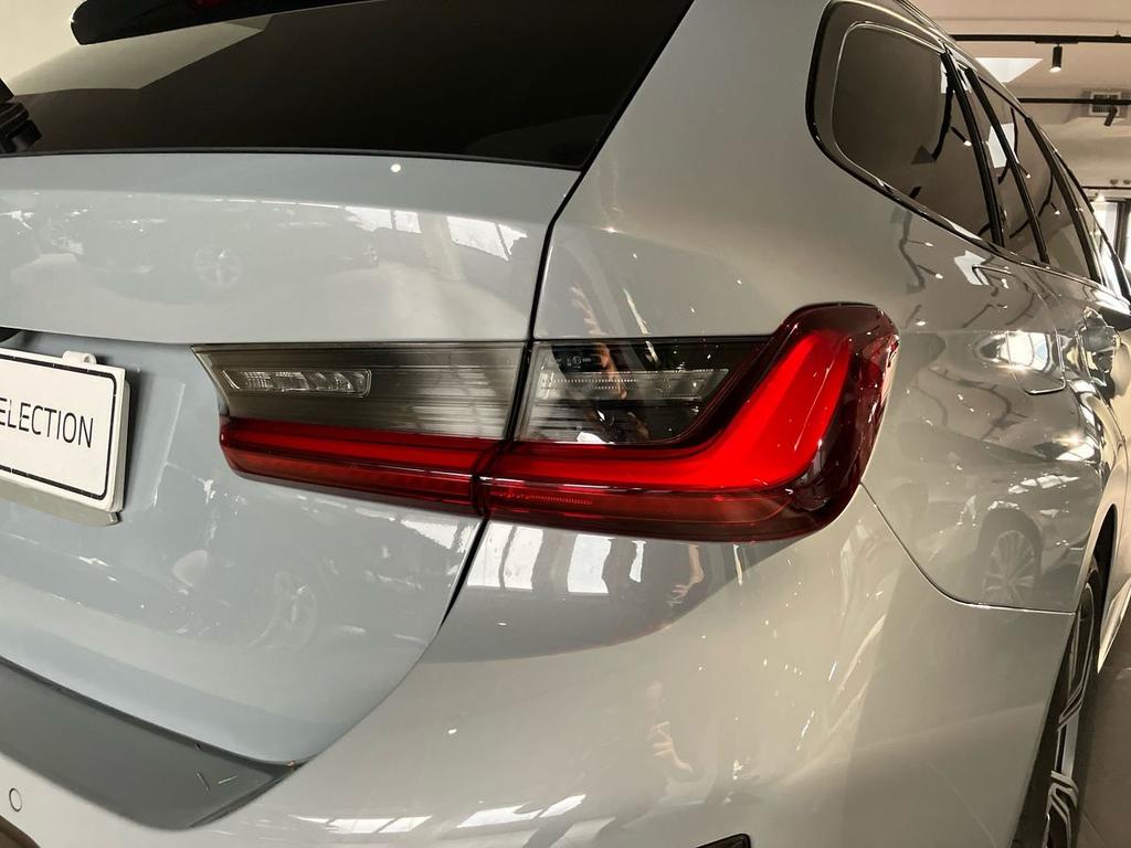 BMW Serie 3 320d Touring mhev 48V Msport xdrive auto