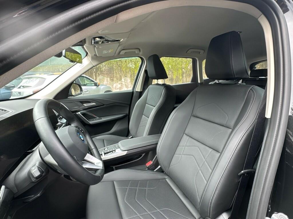 BMW iX1 edrive 20 X-Line