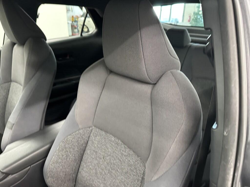 Toyota C-HR 1.8 hv Active fwd e-cvt
