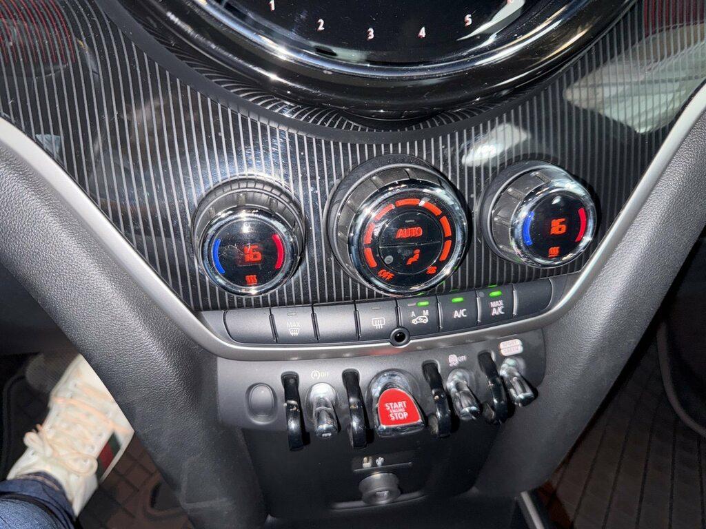 Mini Cooper SD Countryman 2.0 Cooper SD Hype auto