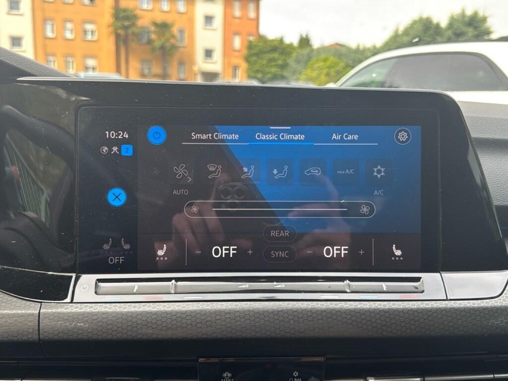Volkswagen Golf 2.0 tdi GTD 200cv dsg