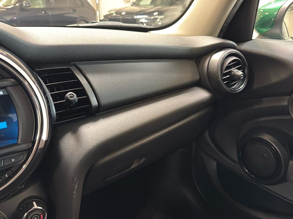 Mini One 1.5 TwinPower Turbo One Baker Street