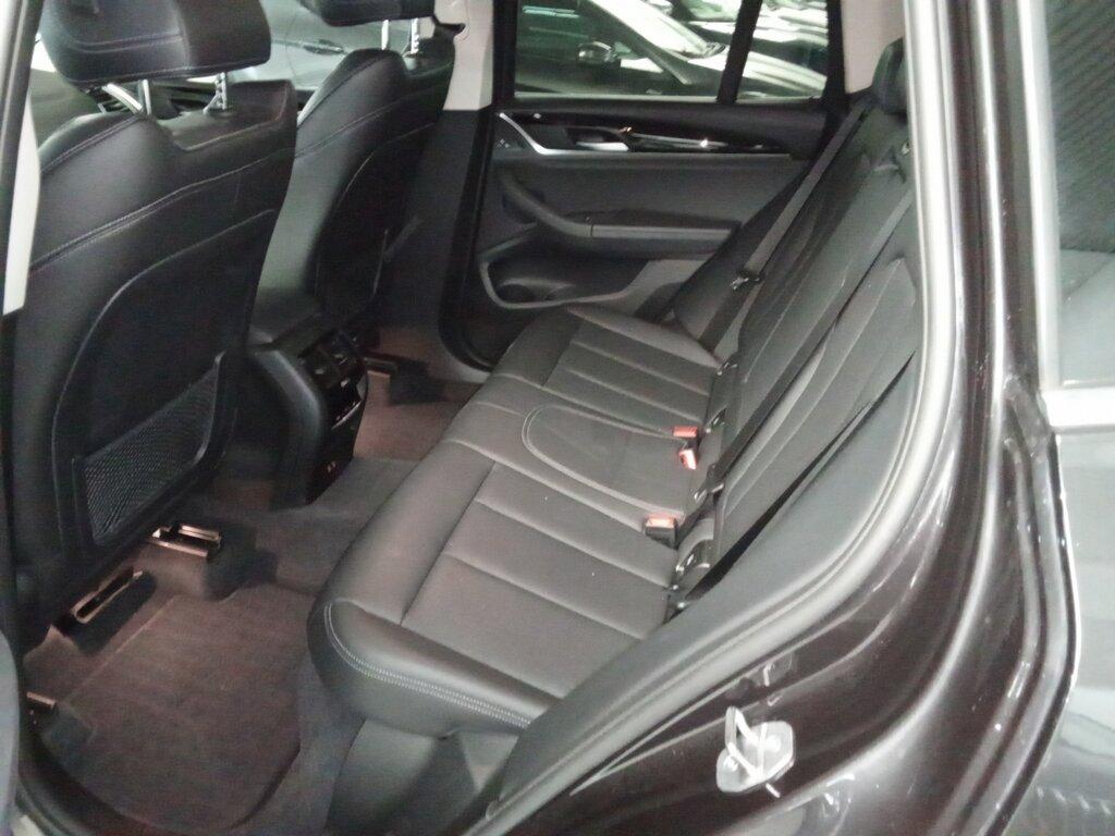 BMW X3 sdrive18d mhev 48V auto