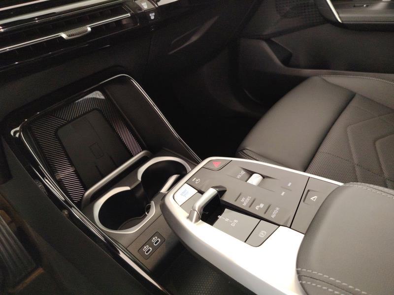 BMW iX1 edrive 20 X-Line