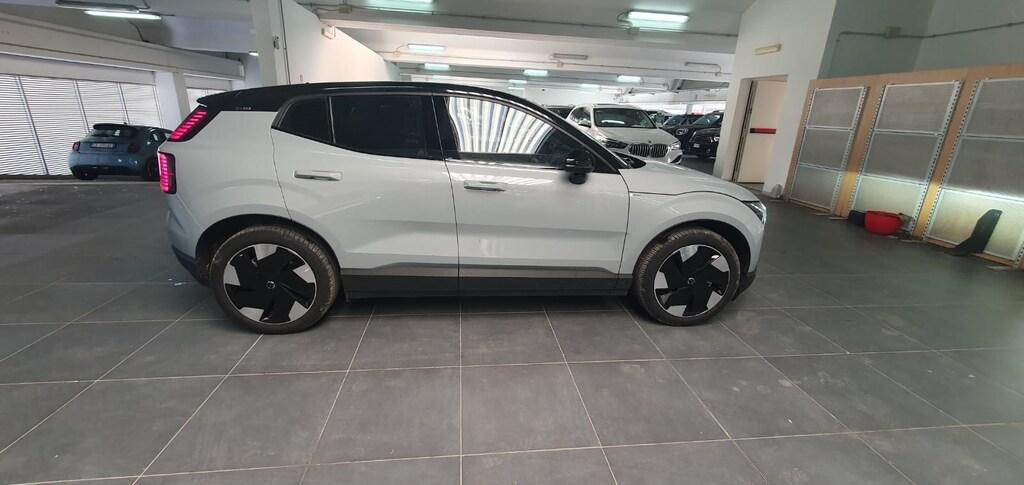 Volvo EX30 Single Motor Extended Range Ultra rwd