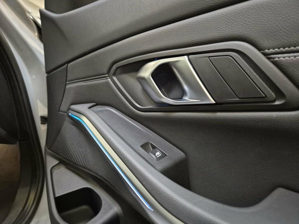 BMW Serie 3 320d Touring mhev 48V Msport xdrive auto