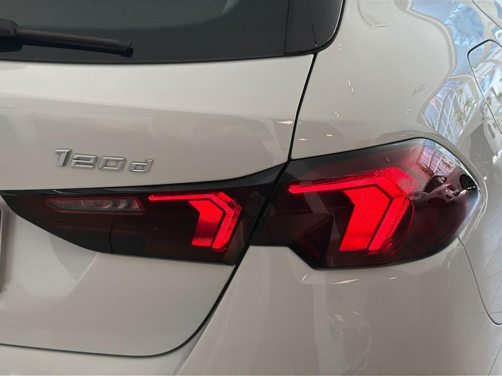 BMW Serie 1 120d 48V MSport auto