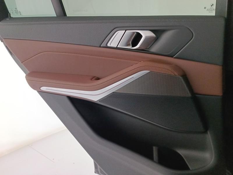 BMW X5 xdrive40d mhev 48V Msport auto