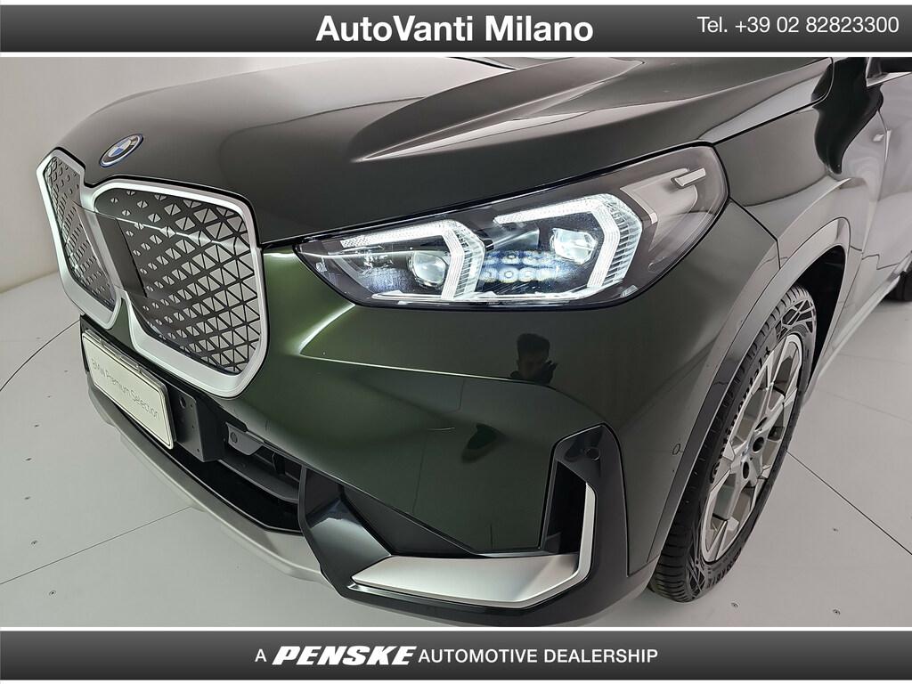 BMW iX1 edrive 20 X-Line