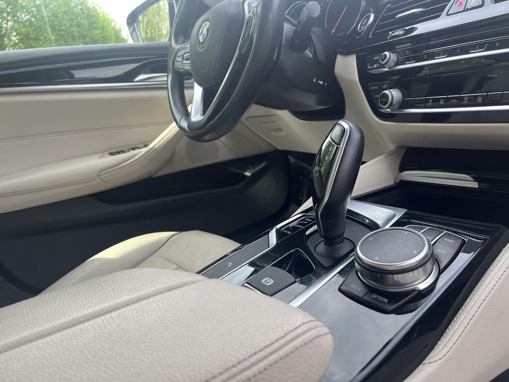 BMW Serie 5 520d Touring Luxury auto