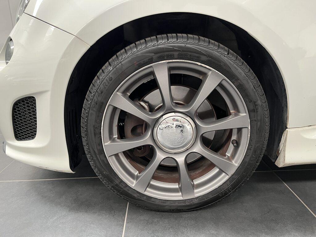 Abarth 500 1.4 16v t. t-jet Custom 135cv E6