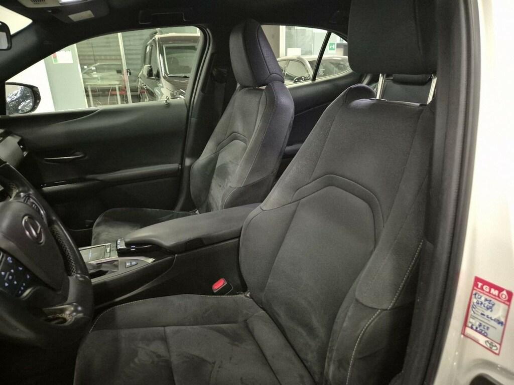 Lexus UX 250h Executive 2wd cvt my20