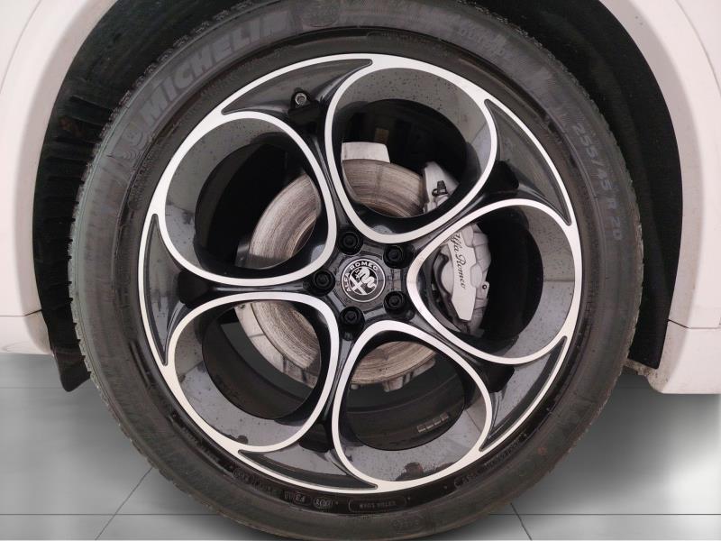 Alfa Romeo Stelvio 2.2 t Veloce Q4 210cv auto