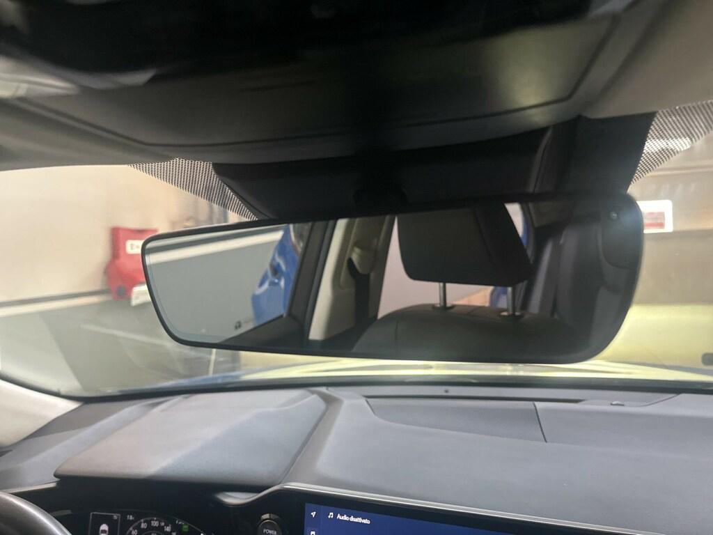 Lexus NX 2.5 plug-in Premium 4wd e-cvt