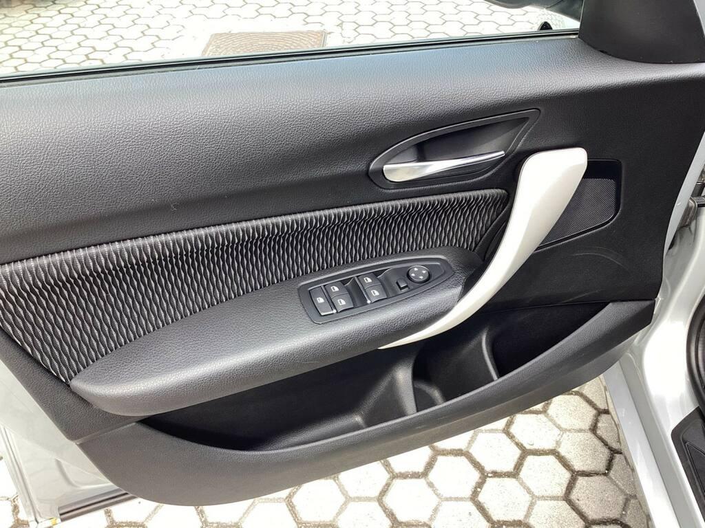BMW Serie 1 118i Advantage 5p