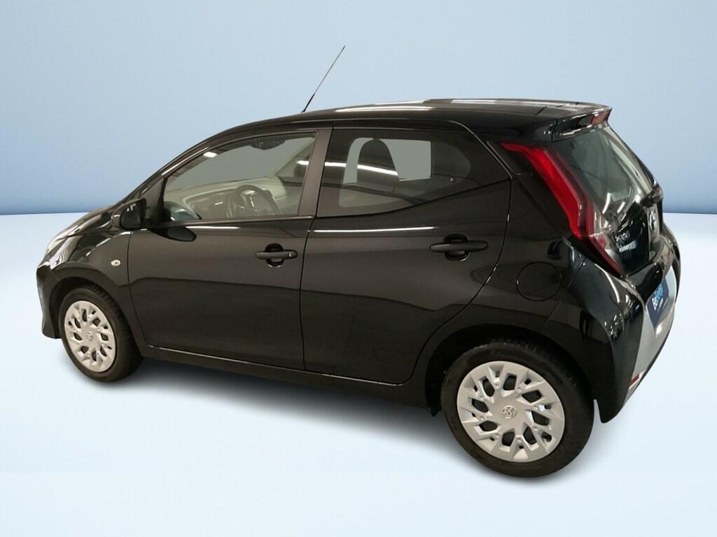 Toyota Aygo 5p 1.0 x-play m-mt 72cv