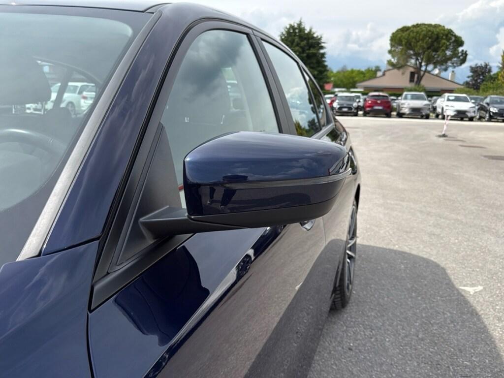 BMW Serie 3 320d mhev 48V xdrive auto