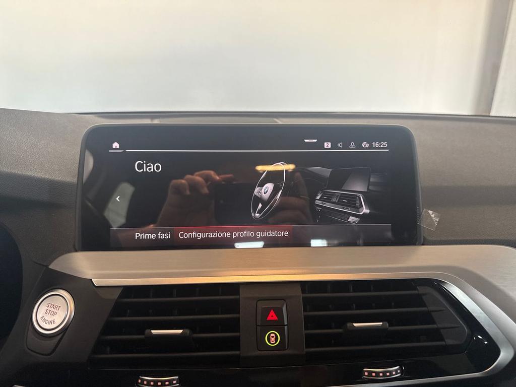 BMW X3 xdrive20d mhev 48V xLine auto