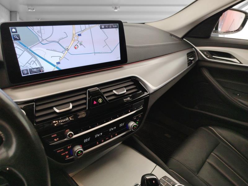 BMW Serie 5 520d Touring mhev 48V xdrive Luxury auto