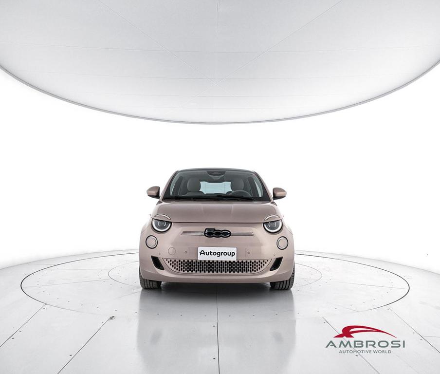 Fiat 500 e 42 kWh La Prima