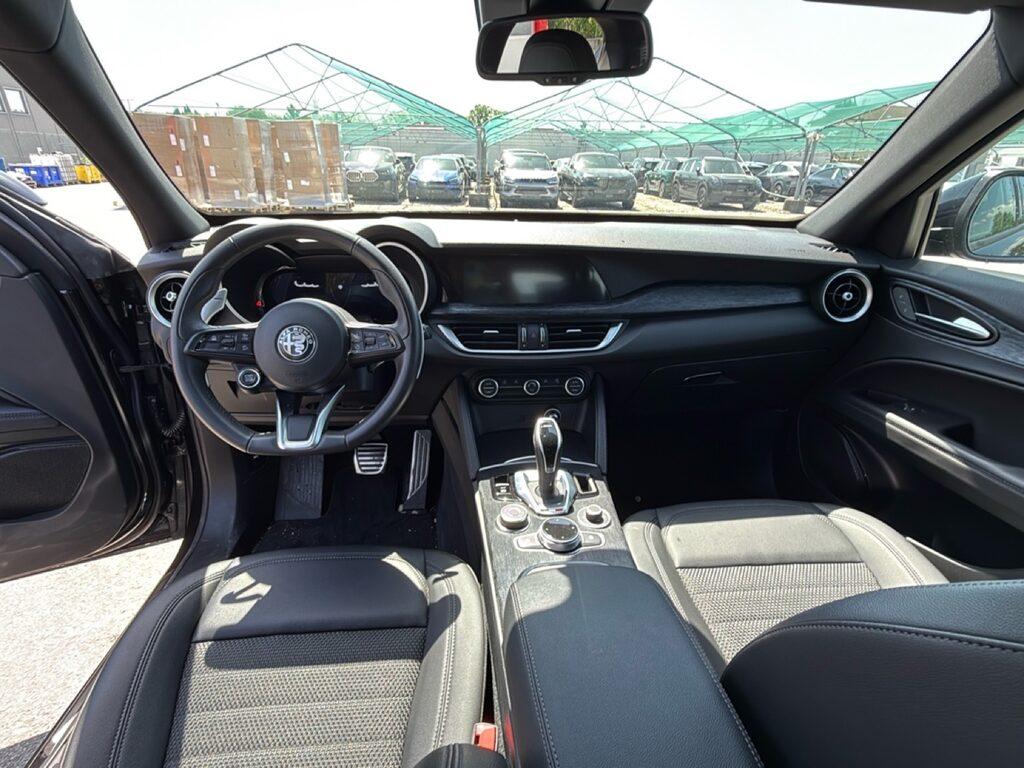 Alfa Romeo Stelvio 2.0 t Sprint Q4 280cv auto