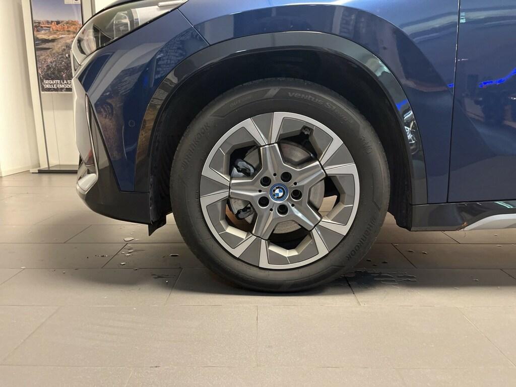 BMW iX1 edrive 20 X-Line