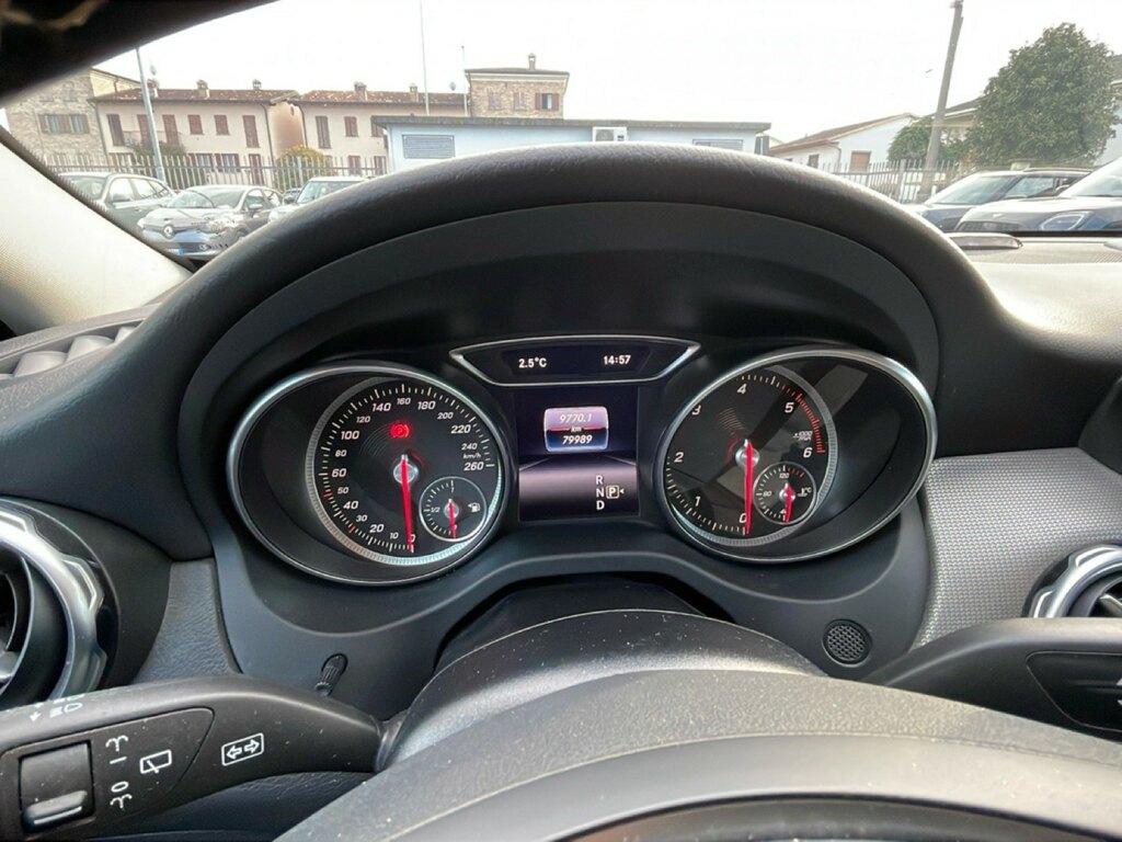 Mercedes GLA 180 d Sport auto