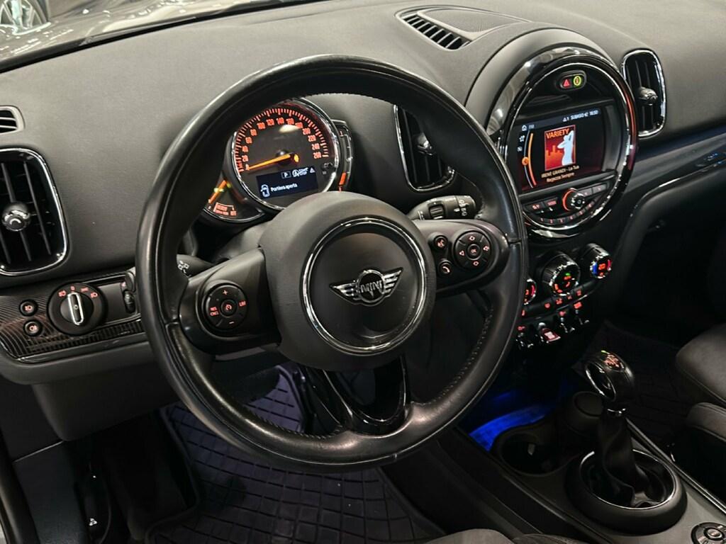 Mini One Countryman 1.5 TwinPower Turbo One Hype Steptronic