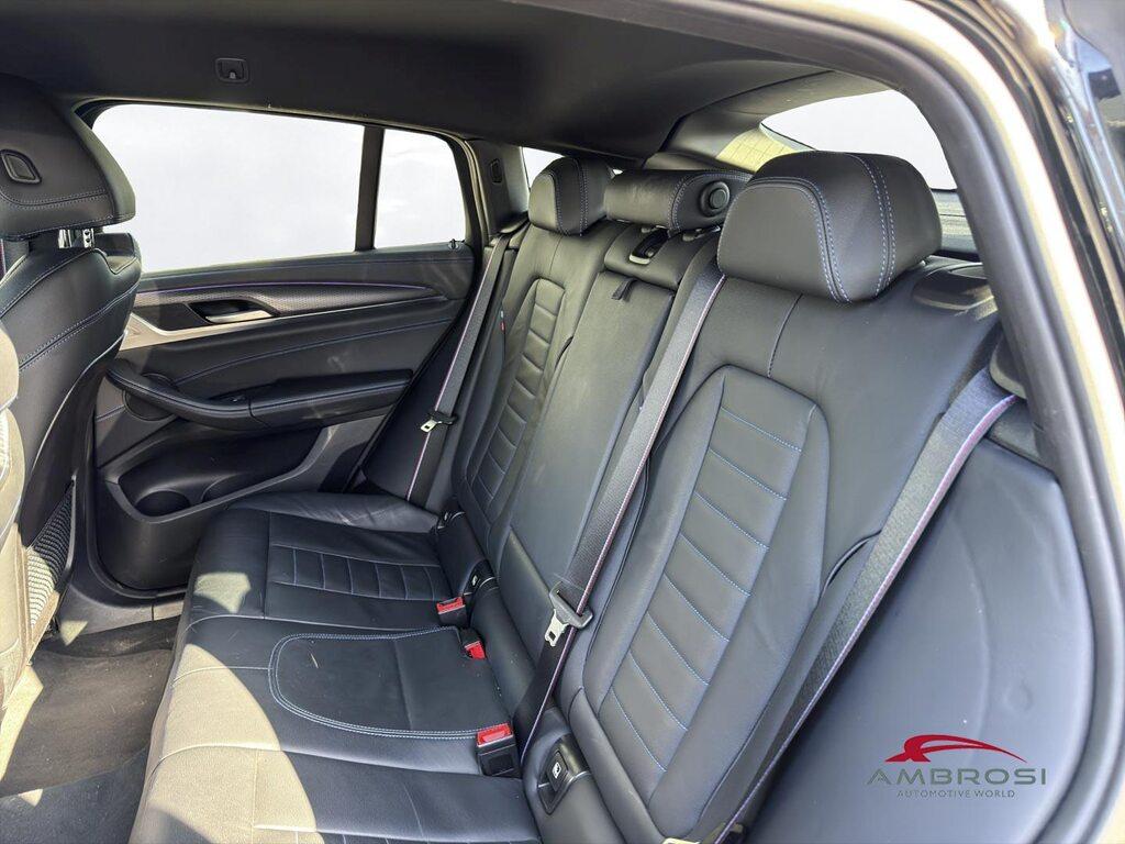 BMW X4 M X4 xdrive M40d mhev 48V auto