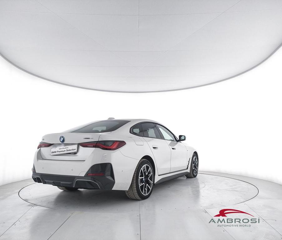BMW i4 edrive40 Msport auto