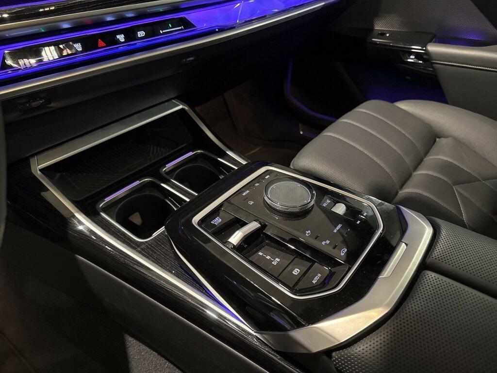 BMW Serie 7 i7 xdrive60 Msport