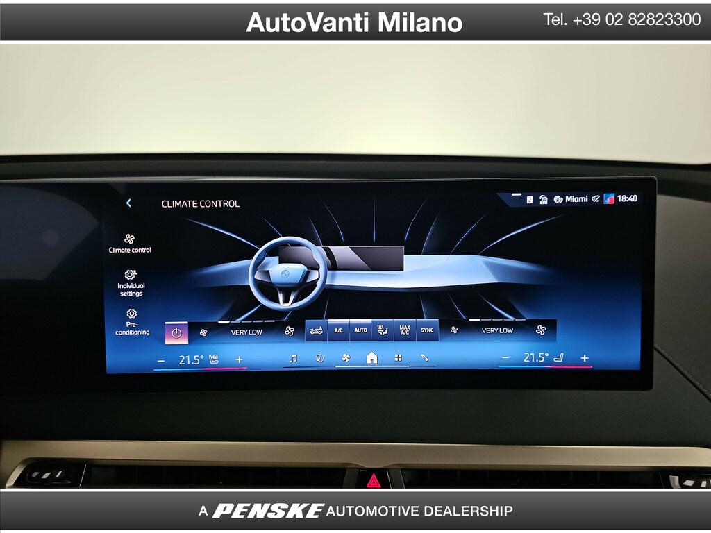 BMW iX xdrive50 pacchetto sportivo