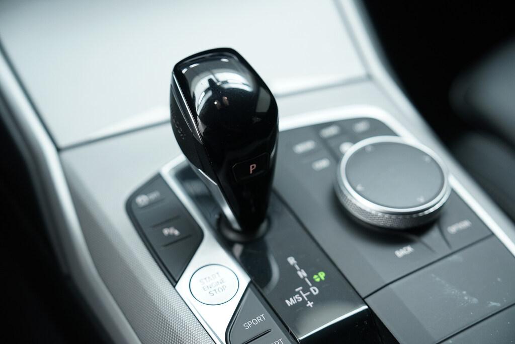 BMW Serie 3 320d Touring mhev 48V xdrive Business Advantage auto