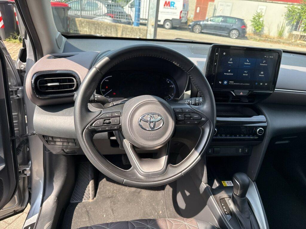 Toyota Yaris Cross 1.5h Lounge fwd 116cv e-cvt