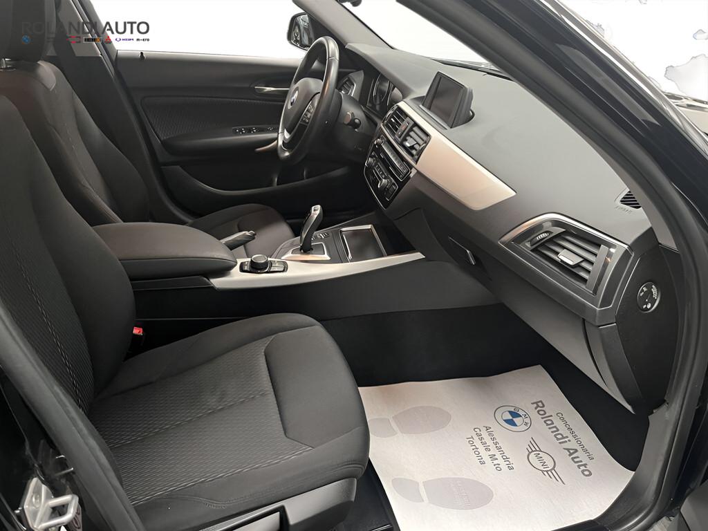 BMW Serie 1 116d Advantage 5p auto