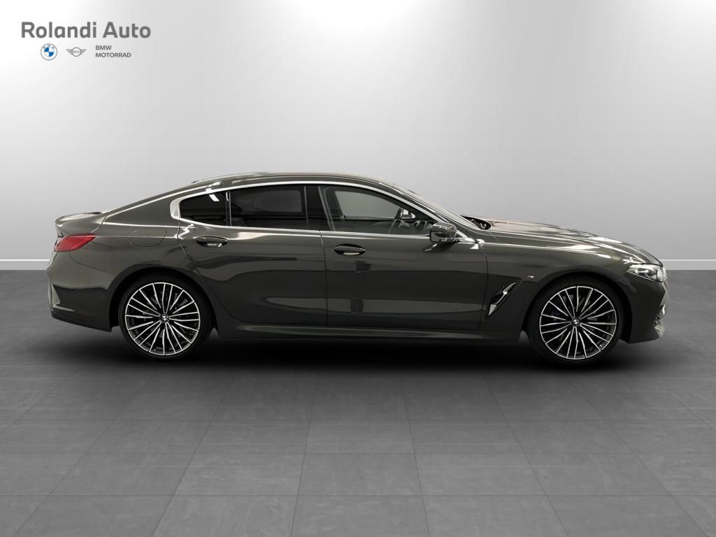 BMW Serie 8 840d Gran Coupe mhev 48V xdrive Individual Composition Msport auto