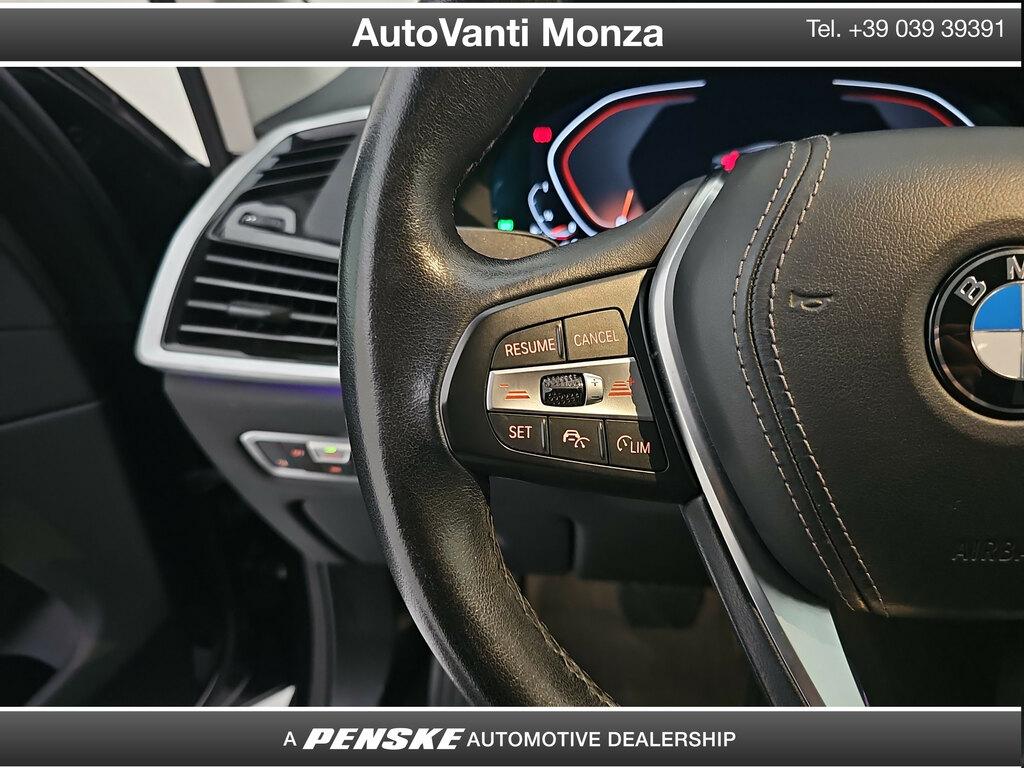 BMW X5 xdrive30d mhev 48V xLine auto