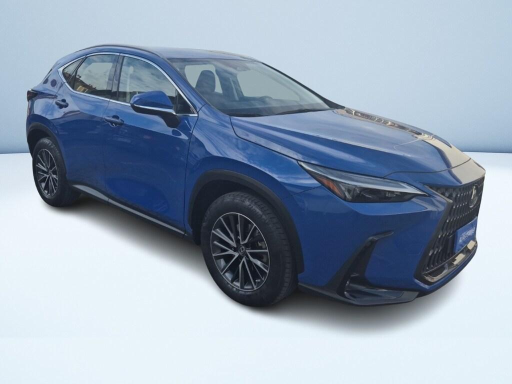 Lexus NX 2.5 hybrid Business 4wd e-cvt