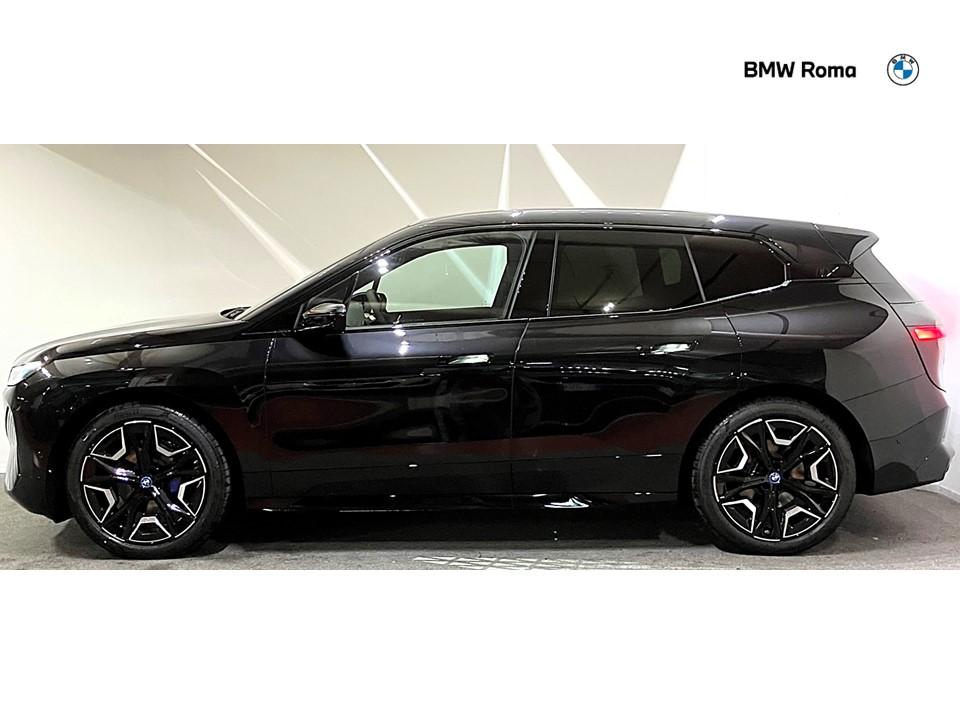 BMW iX xdrive50 pacchetto sportivo