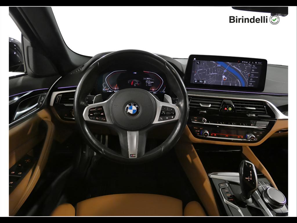 BMW Serie 5 520d Touring mhev 48V xdrive Msport auto