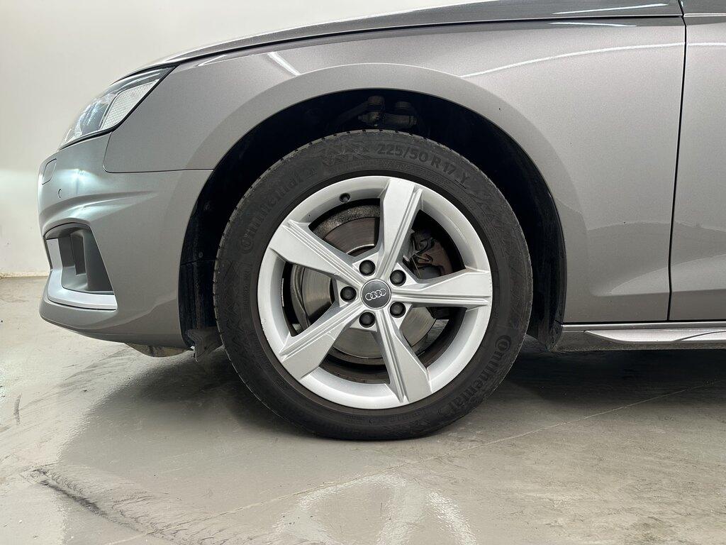 Audi A4 Avant 35 2.0 tdi mhev Business Advanced 163cv s-tronic