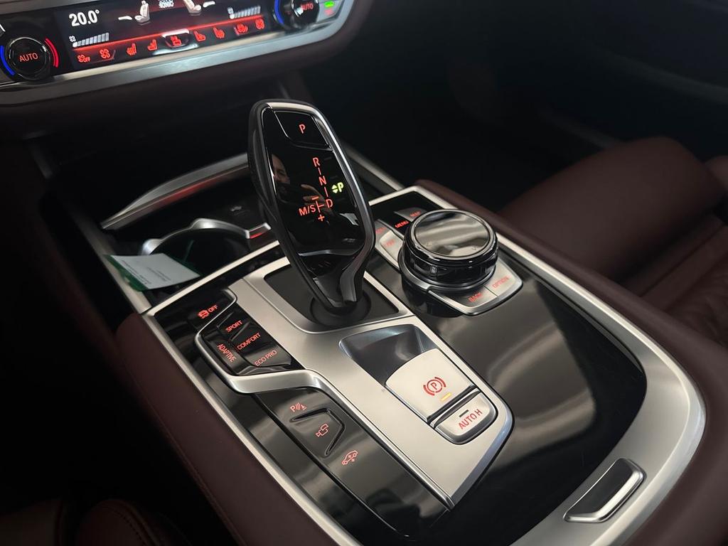 BMW Serie 7 750d xdrive auto