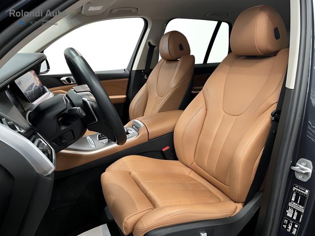 BMW X5 xdrive40d mhev 48V xLine auto
