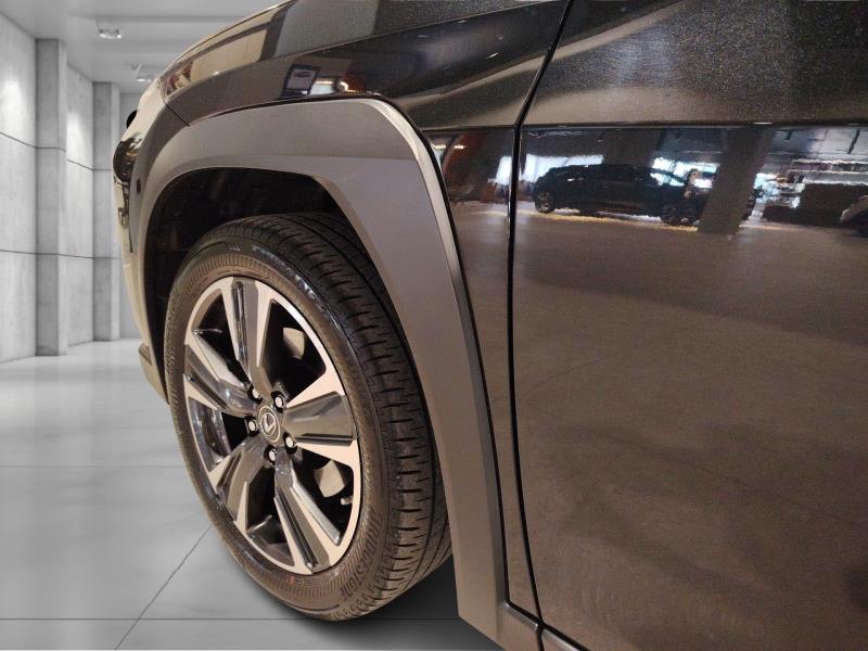 Lexus UX 250h Premium 2wd cvt my20