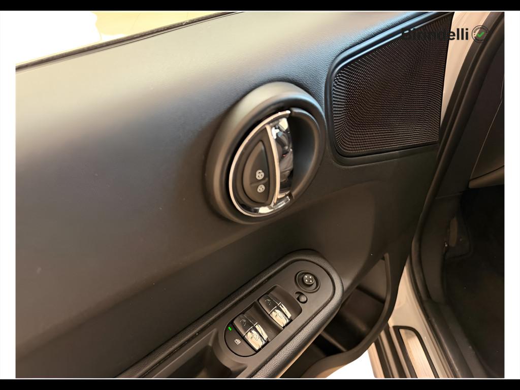 Mini Cooper D Countryman 2.0 TwinPower Turbo Cooper D Business Steptronic