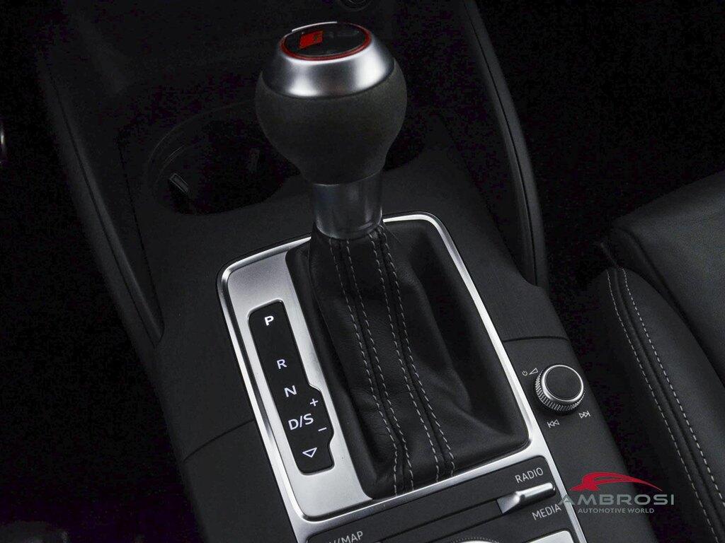 Audi RS3 Sportback 2.5 tfsi quattro s-tronic