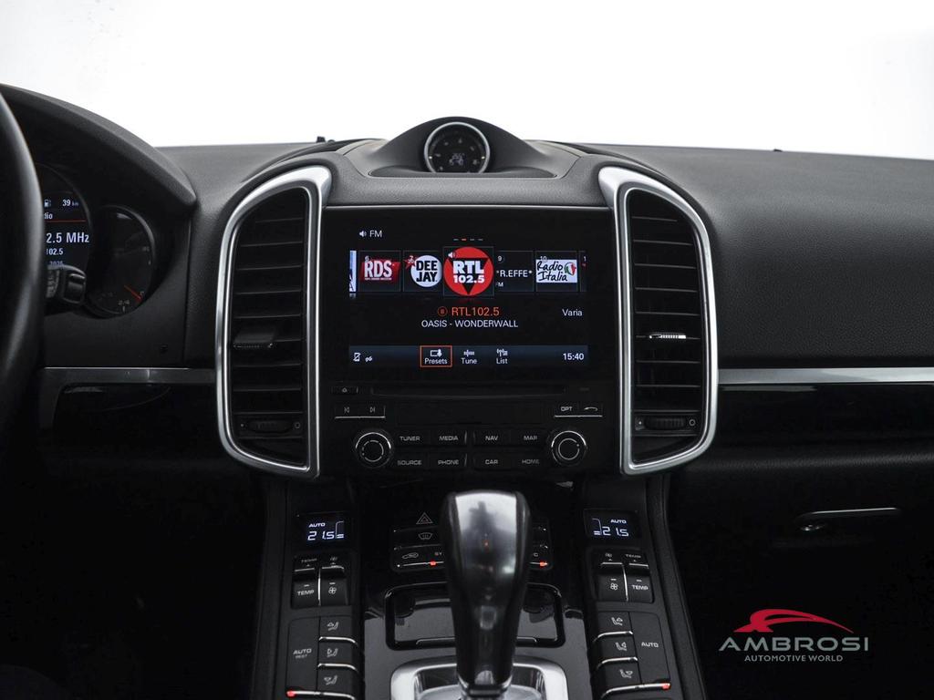 Porsche Cayenne 3.0 tiptronic