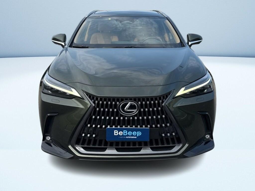 Lexus NX 2.5 hybrid Luxury 4wd e-cvt
